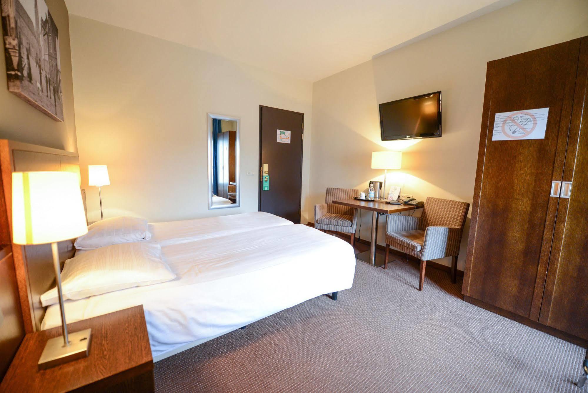 Hotel Munten Weert Kültér fotó