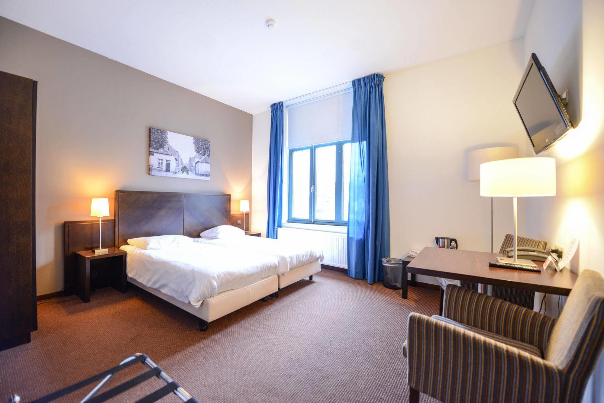 Hotel Munten Weert Kültér fotó