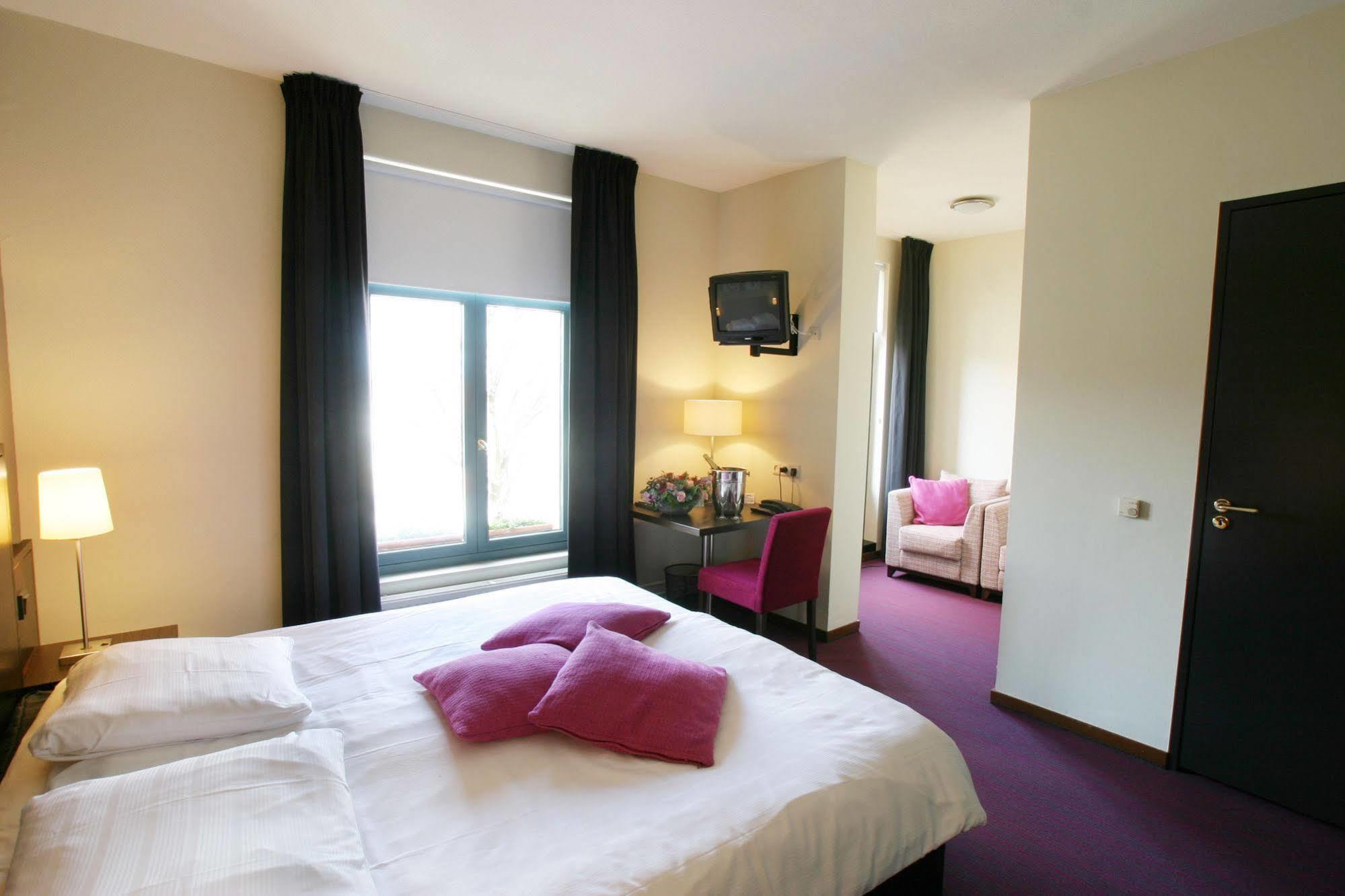 Hotel Munten Weert Kültér fotó